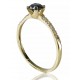 Нежное и уникальное кольцо с бриллиантом из 14-каратного золота