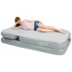 Inflatable bed with 67386 Bestway Comfort Quest