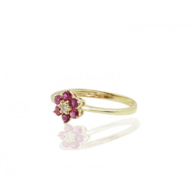 Алмазное и бриллиантовое кольцо, выполненное в цветочном стиле