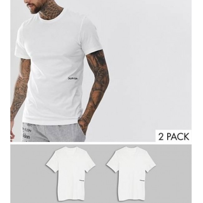 Шасси 2 белых футболок Calvin Klein