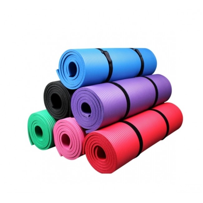 The Pilates package deal includes a gift delivery for 350 NIS togu ball, a pair of weight balls 0.5 to 1.5 kg, Marvel yoga white, a quality yoga mat