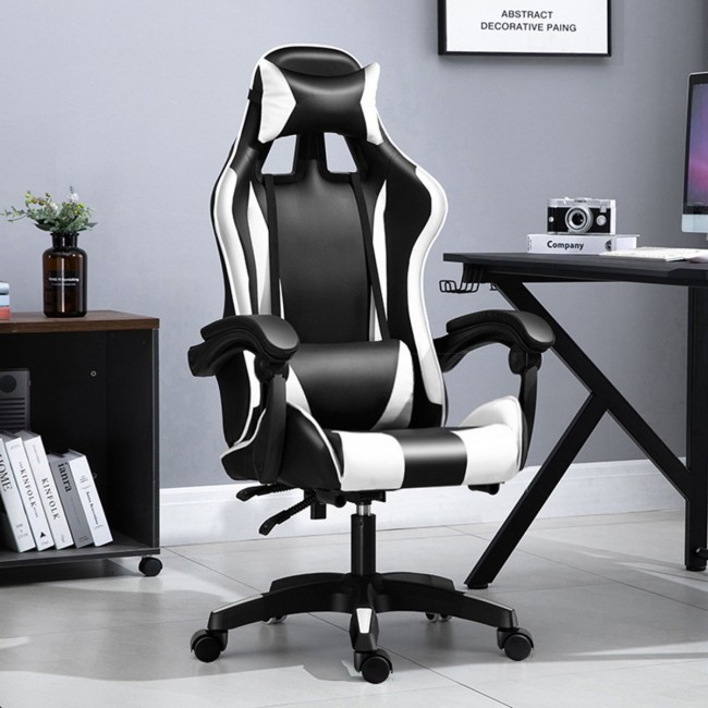 High-back gaming chair with two support cushions Model PRO4