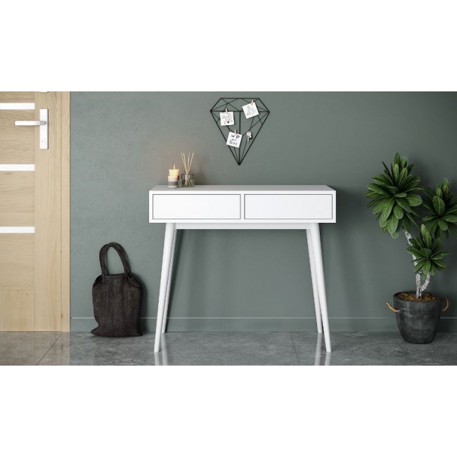 Two-colour Lagos entry console to choose from for free shipping